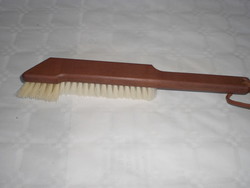 Brosse � livres