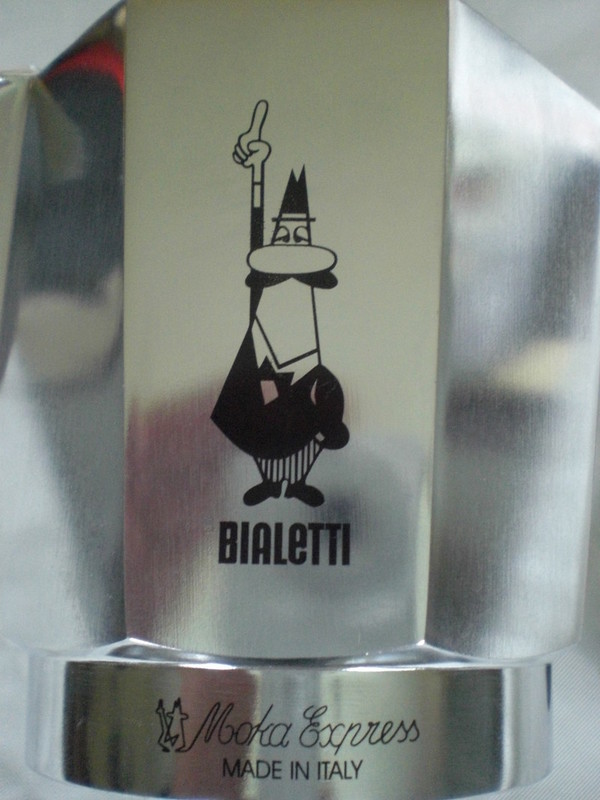 Cafetiere italienne inox 6 tasses BIALETTI - LA DÉPANNERIE