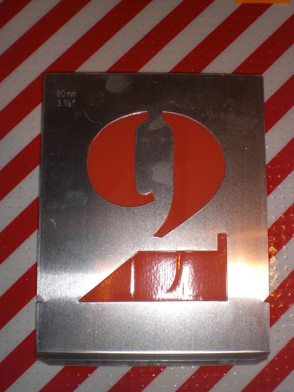 POCHOIR CHIFFRE, métal, zinc, chiffres pochoirs, 7 cm, design, atelier,  pochoirs