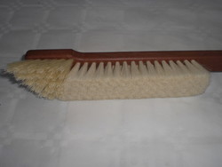 Brosse � livres