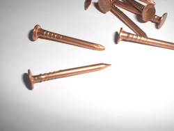 Pointes ou Clous en CUIVRE  tte large - 27 mm
